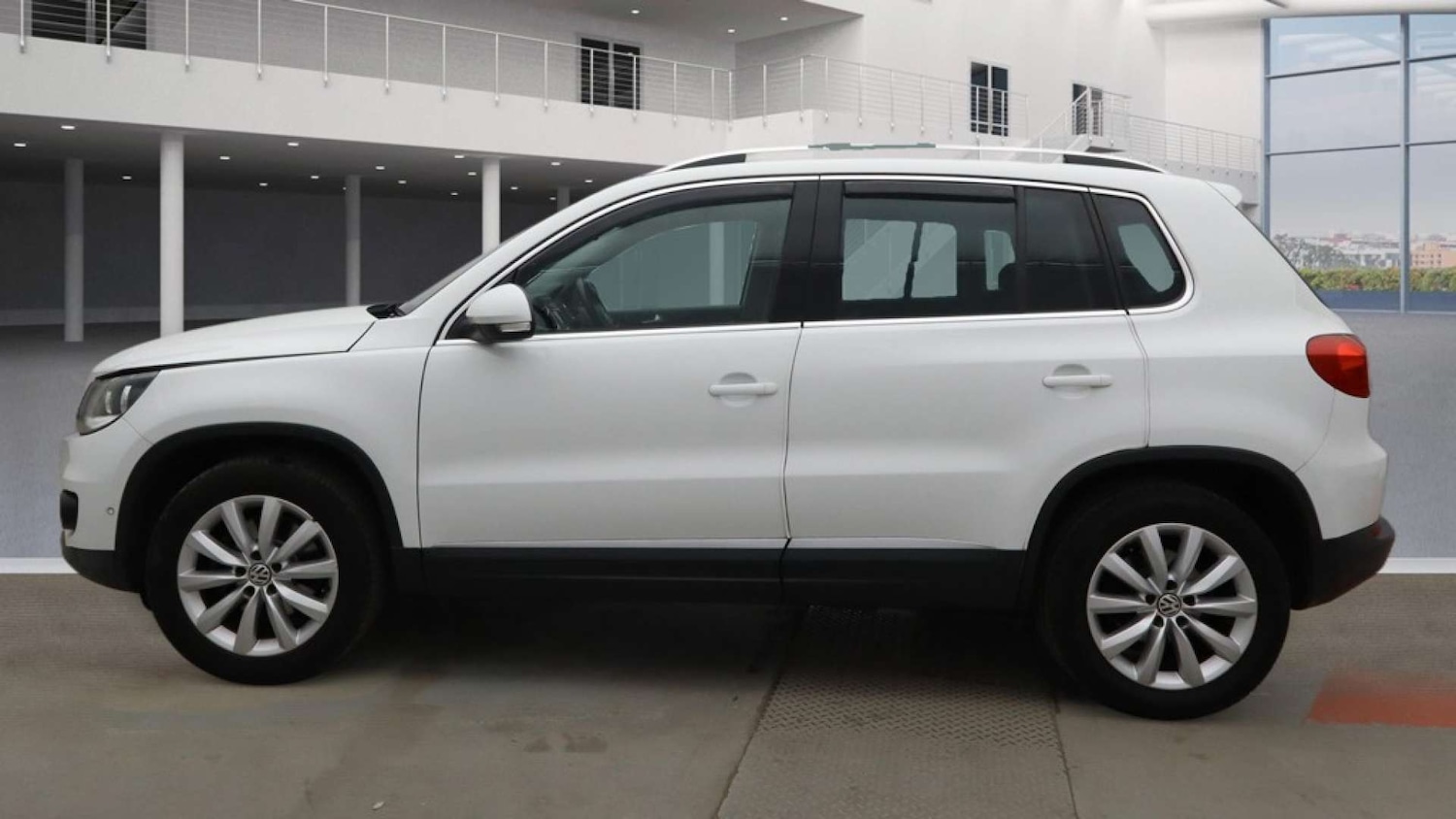 Used Volkswagen Tiguan 2014 for sale - 77805498: Photo 8