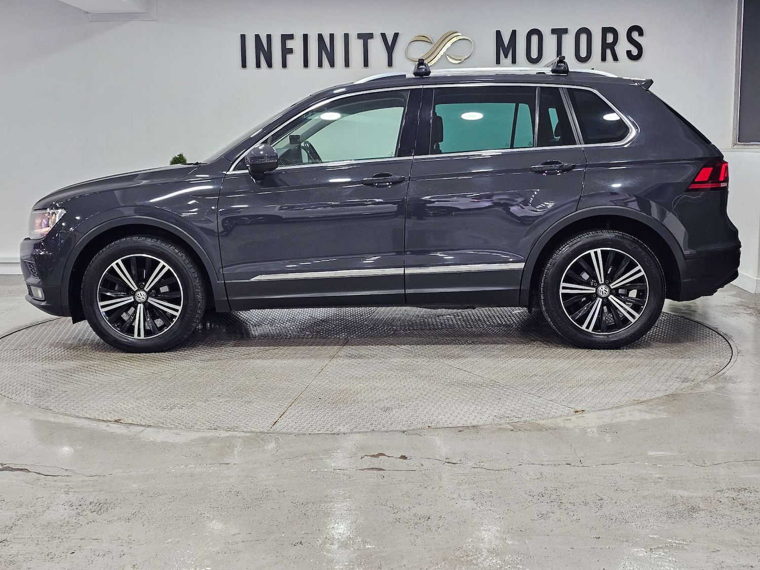 Used Volkswagen Tiguan 2017 for sale - 77139222: Photo 20