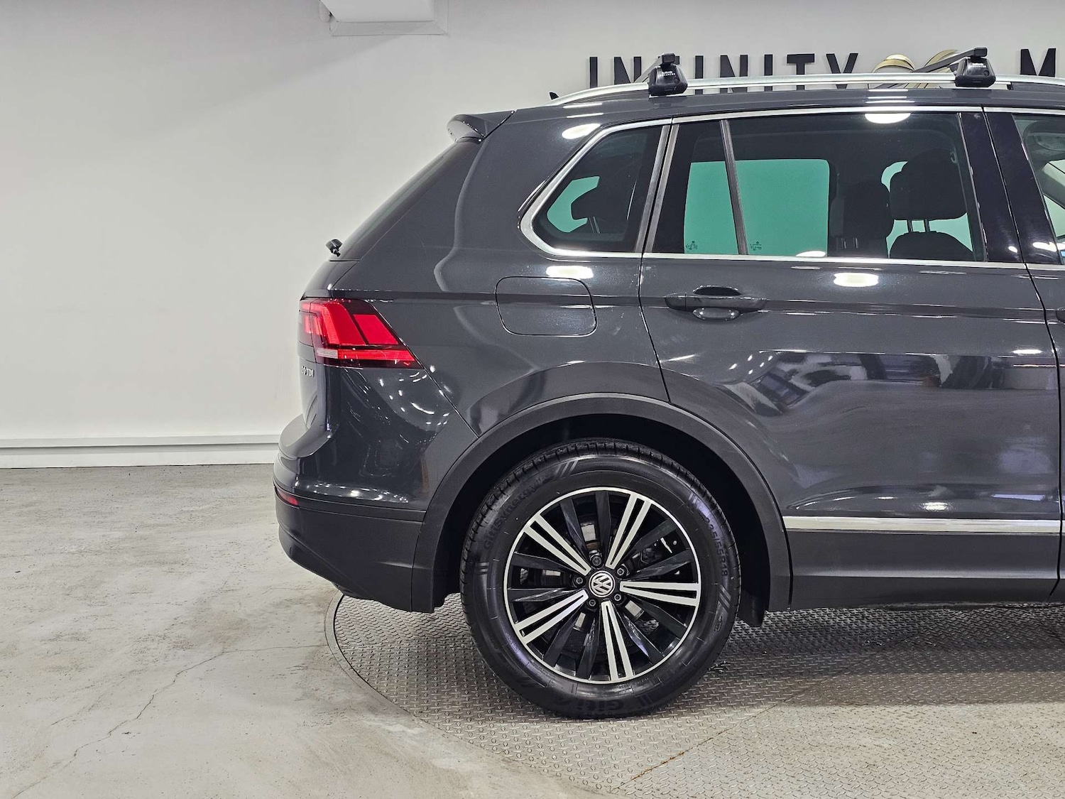 Used Volkswagen Tiguan 2017 for sale - 77139222: Photo 37