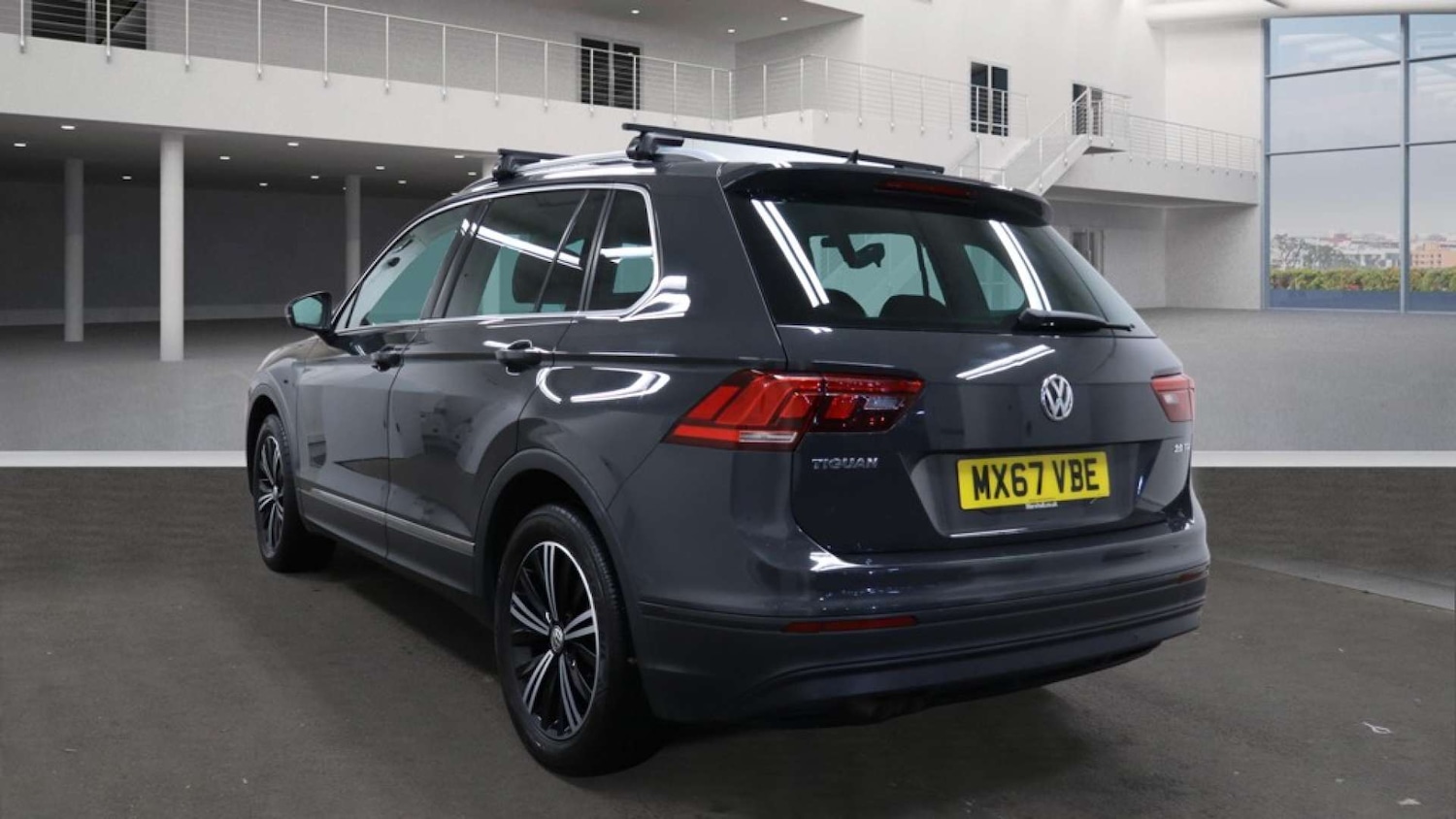 Used Volkswagen Tiguan 2017 for sale - 77139222: Photo 4