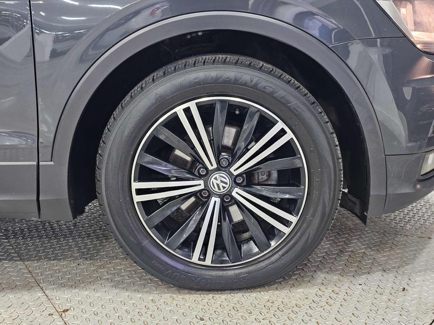 Used Volkswagen Tiguan 2017 for sale - 77139222: Photo 41