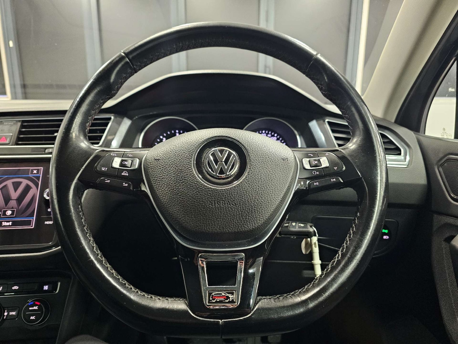 Used Volkswagen Tiguan 2017 for sale - 77139222: Photo 60