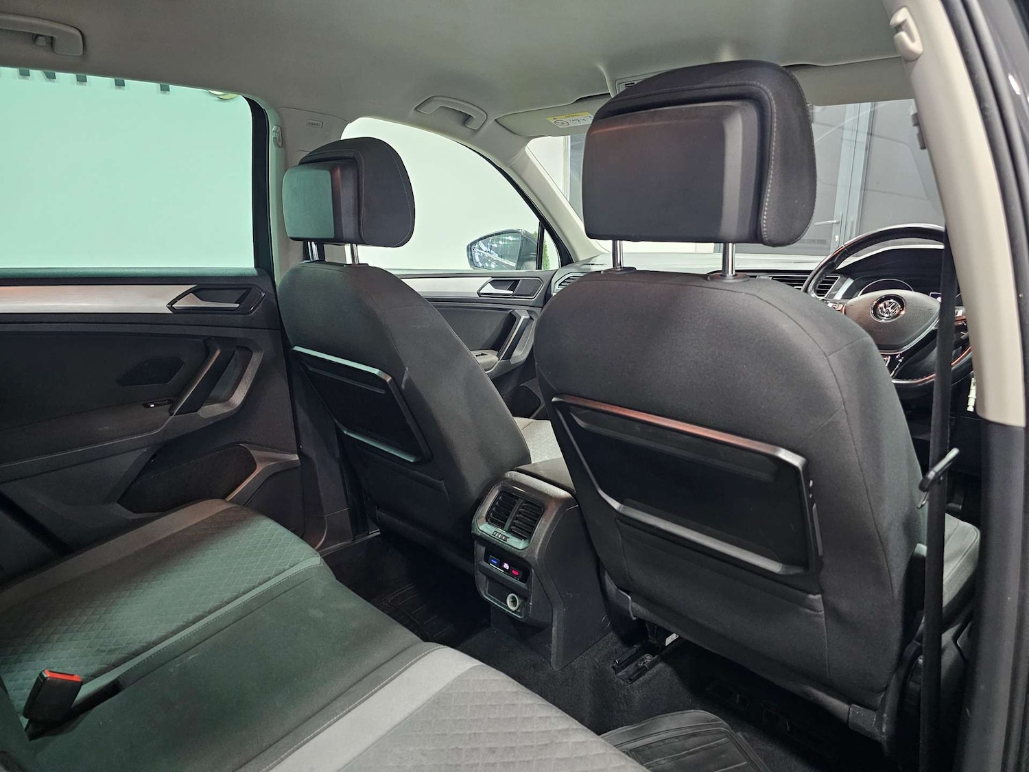 Used Volkswagen Tiguan 2017 for sale - 77139222: Photo 81