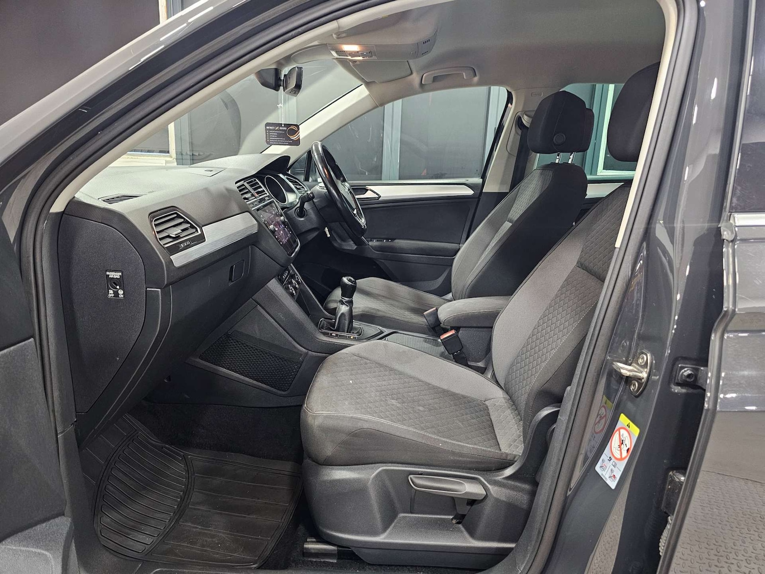 Used Volkswagen Tiguan 2017 for sale - 77139222: Photo 93