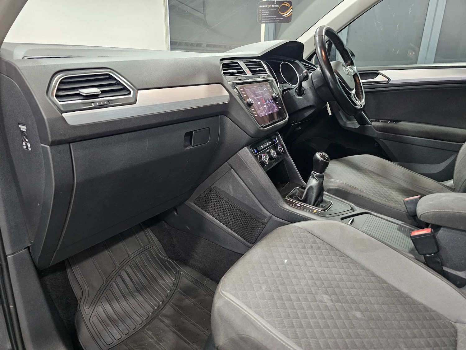 Used Volkswagen Tiguan 2017 for sale - 77139222: Photo 94