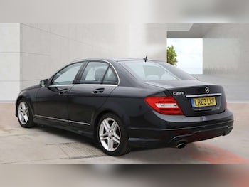 Used Mercedes-Benz C Class 2013 for sale - 78681001: Photo