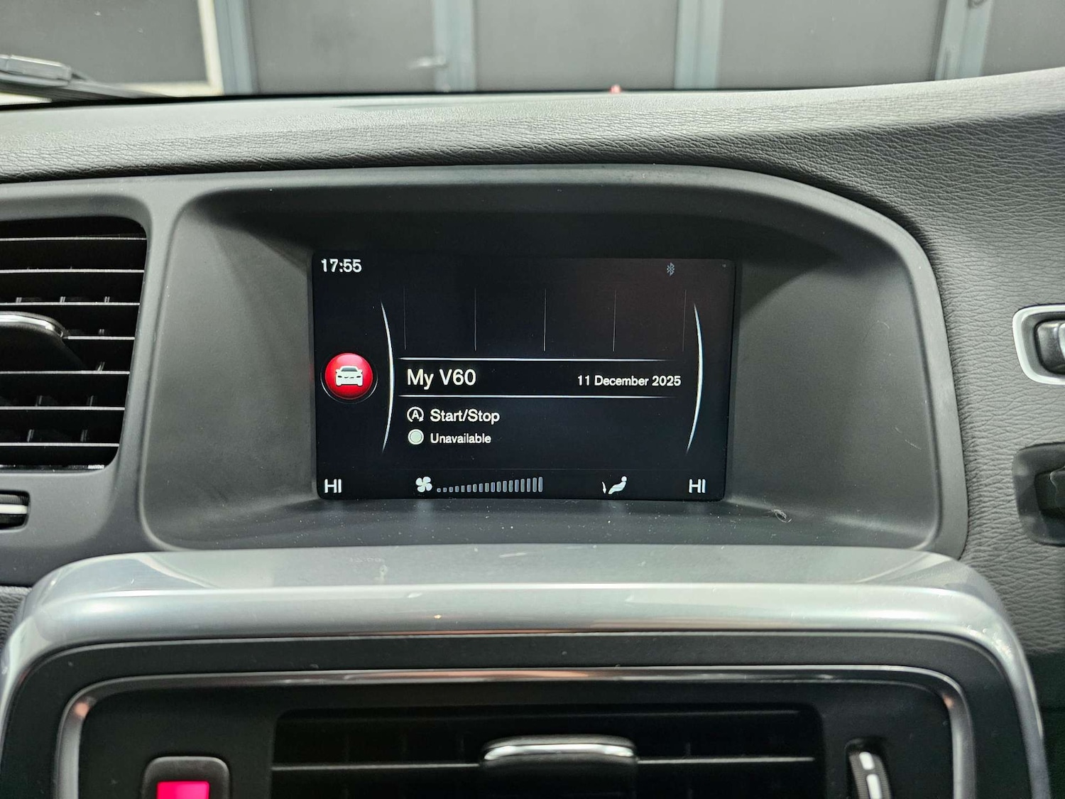 Used Volvo V60 2017 for sale - 76972428: Photo 54