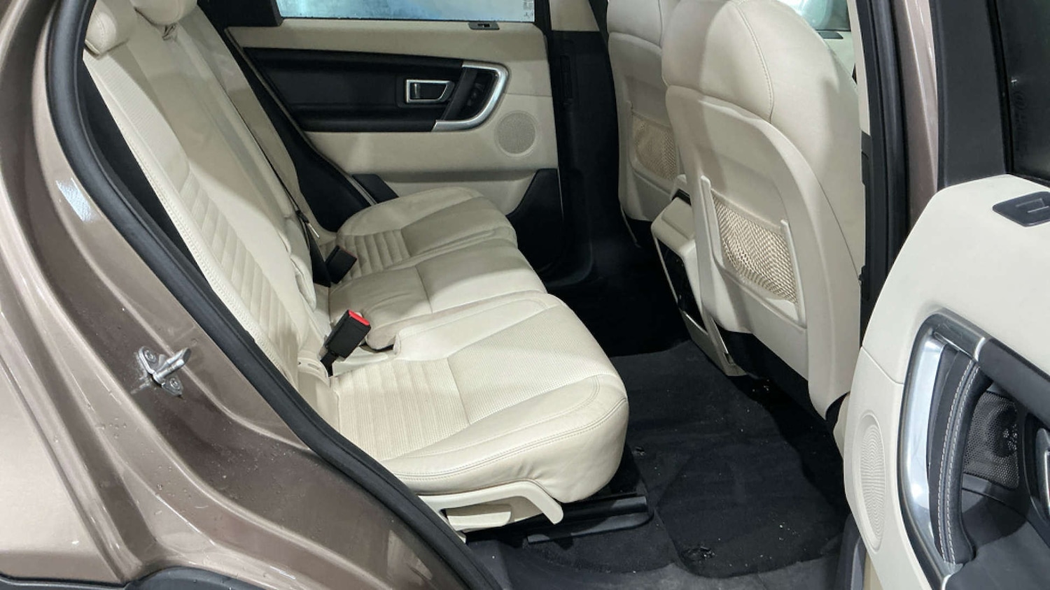 Used Land Rover Discovery Sport 2015 for sale - 77639610: Photo 11