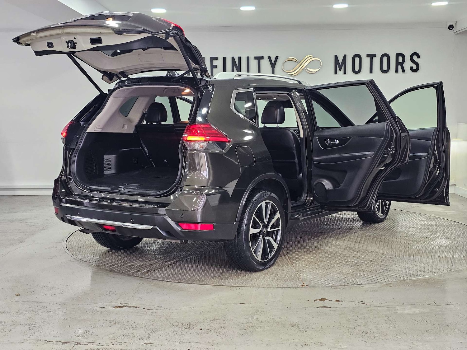 Used Nissan X-Trail 2017 for sale - 77523116: Photo 49