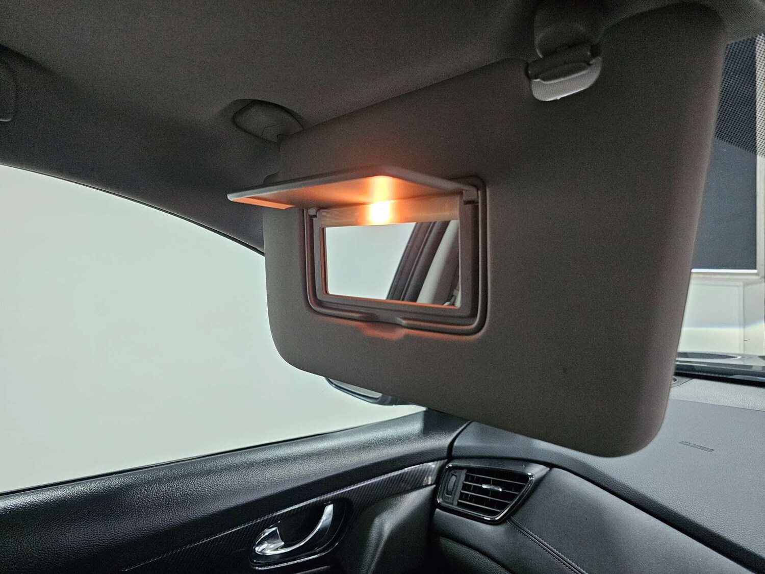 Used Nissan X-Trail 2017 for sale - 77523116: Photo 79