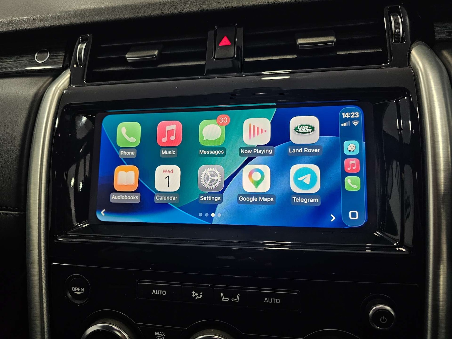 Used Land Rover Discovery 2017 for sale - 78097408: Photo 10