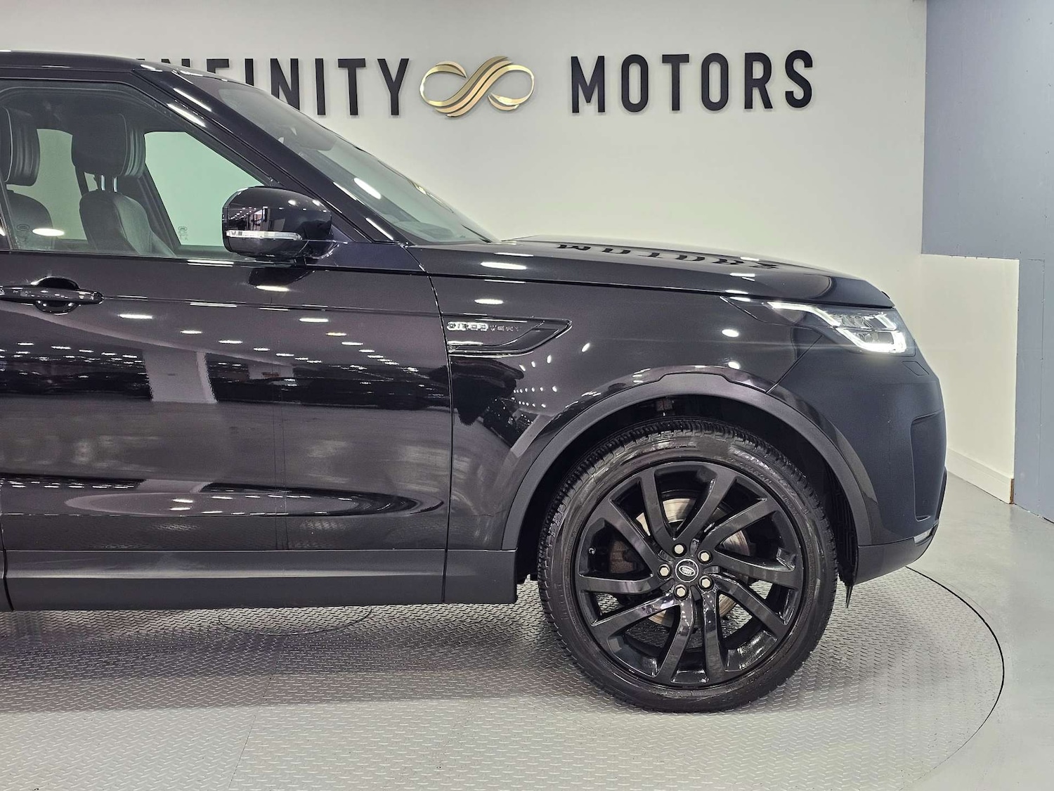 Used Land Rover Discovery 2017 for sale - 78097408: Photo 34