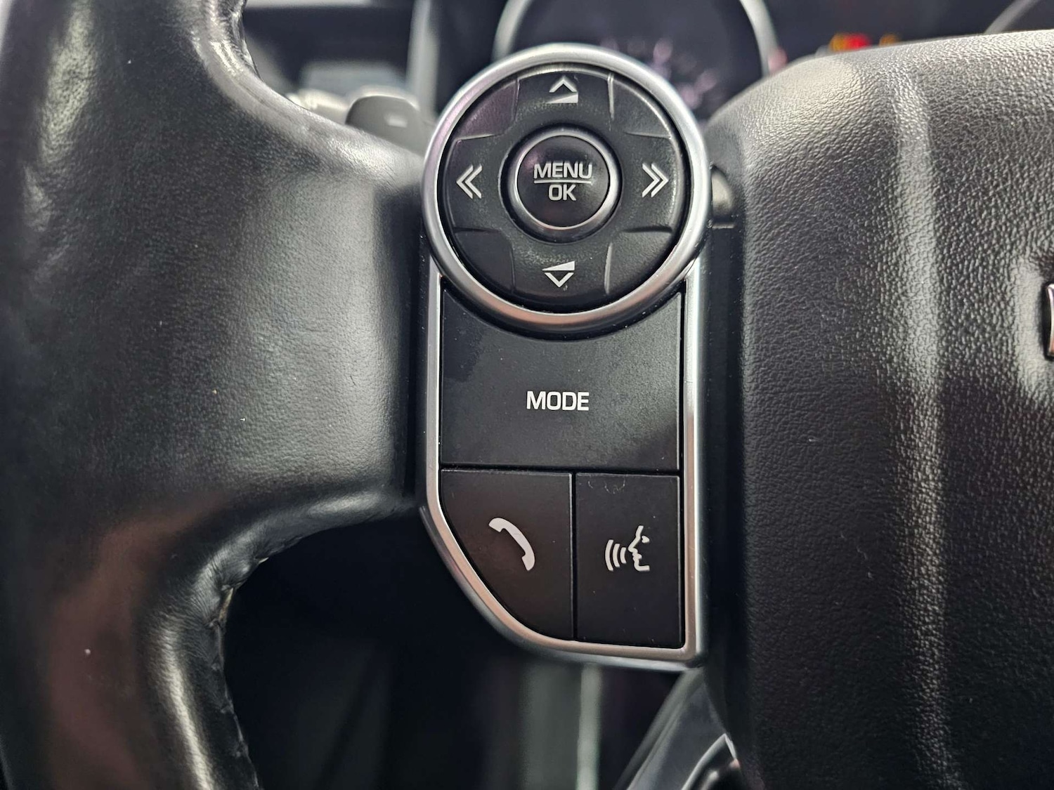 Used Land Rover Discovery 2017 for sale - 78097408: Photo 56