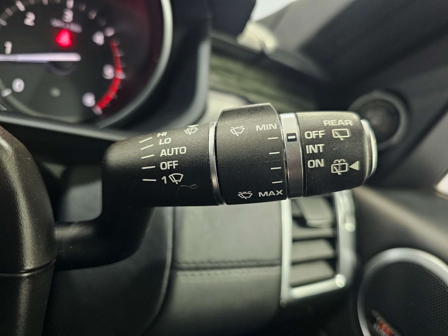 Used Land Rover Discovery 2017 for sale - 78097408: Photo 57