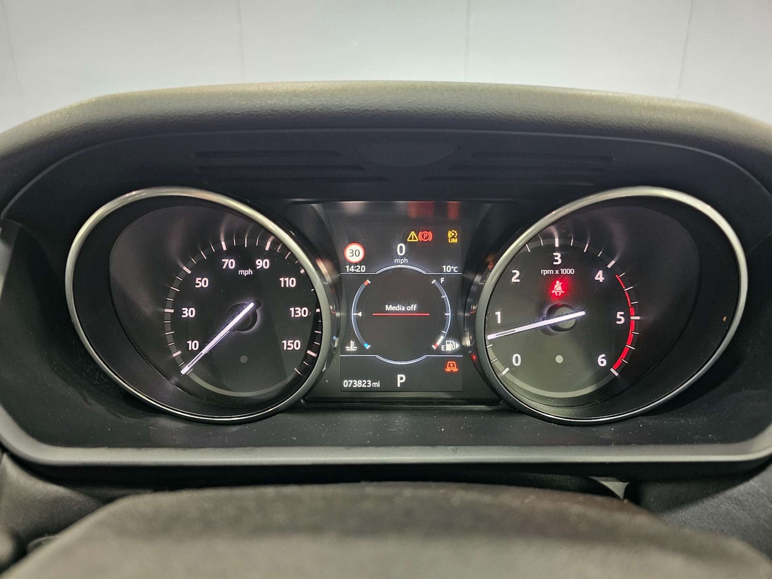 Used Land Rover Discovery 2017 for sale - 78097408: Photo 59