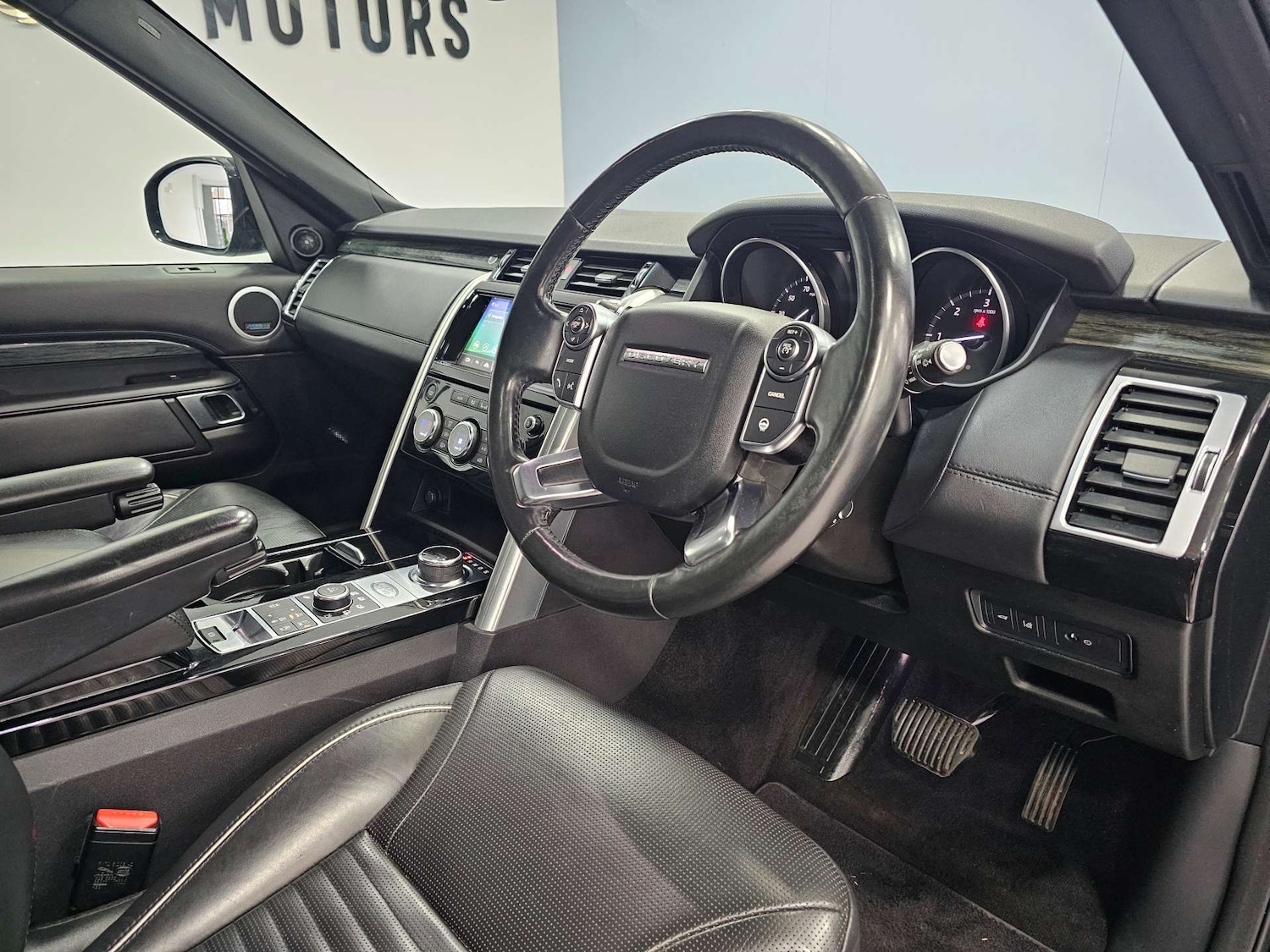 Used Land Rover Discovery 2017 for sale - 78097408: Photo 7