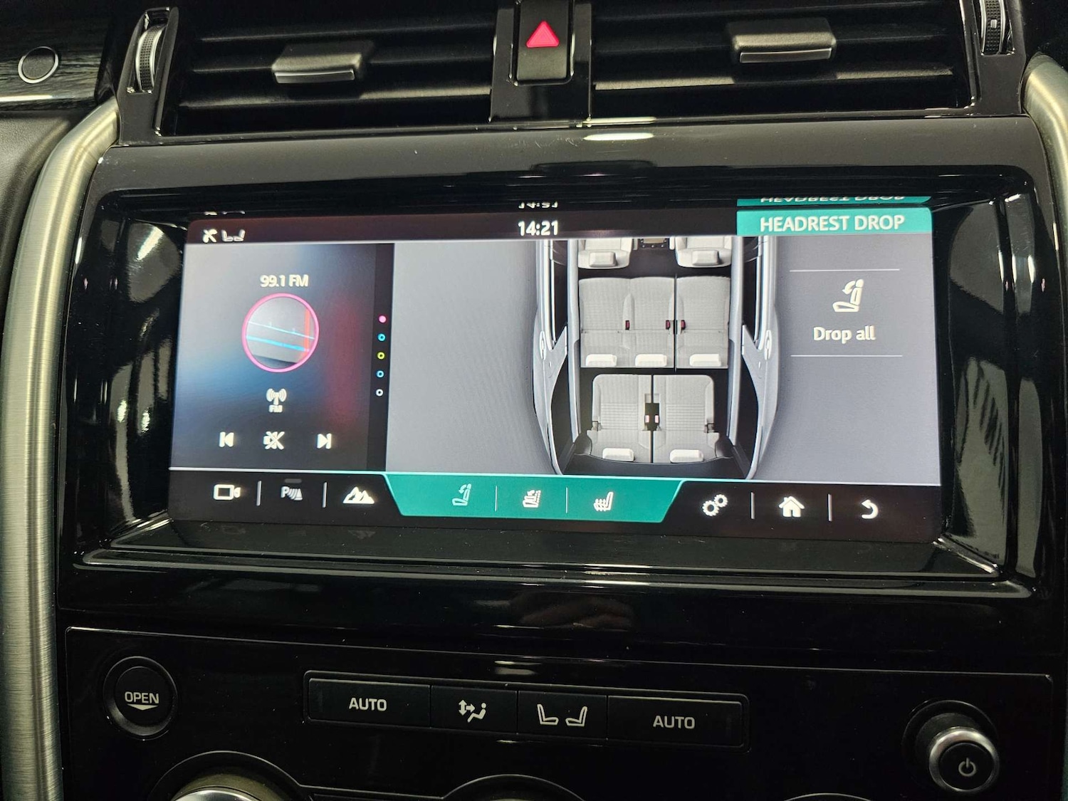 Used Land Rover Discovery 2017 for sale - 78097408: Photo 70