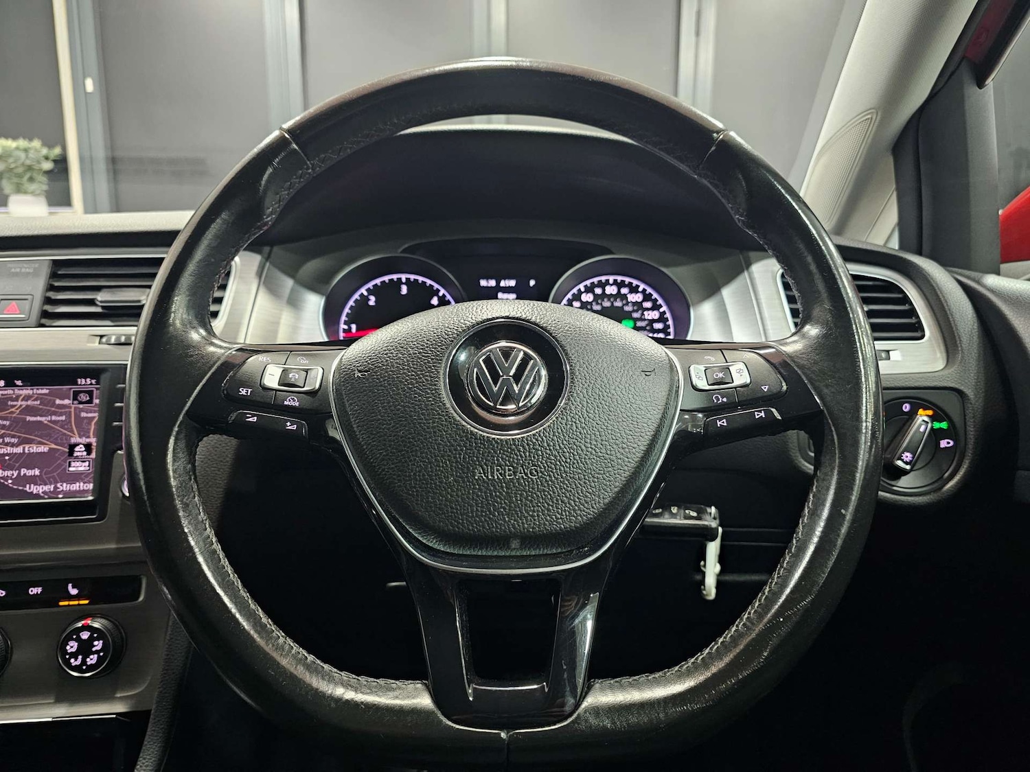 Used Volkswagen Golf 2017 for sale - 77137433: Photo 13