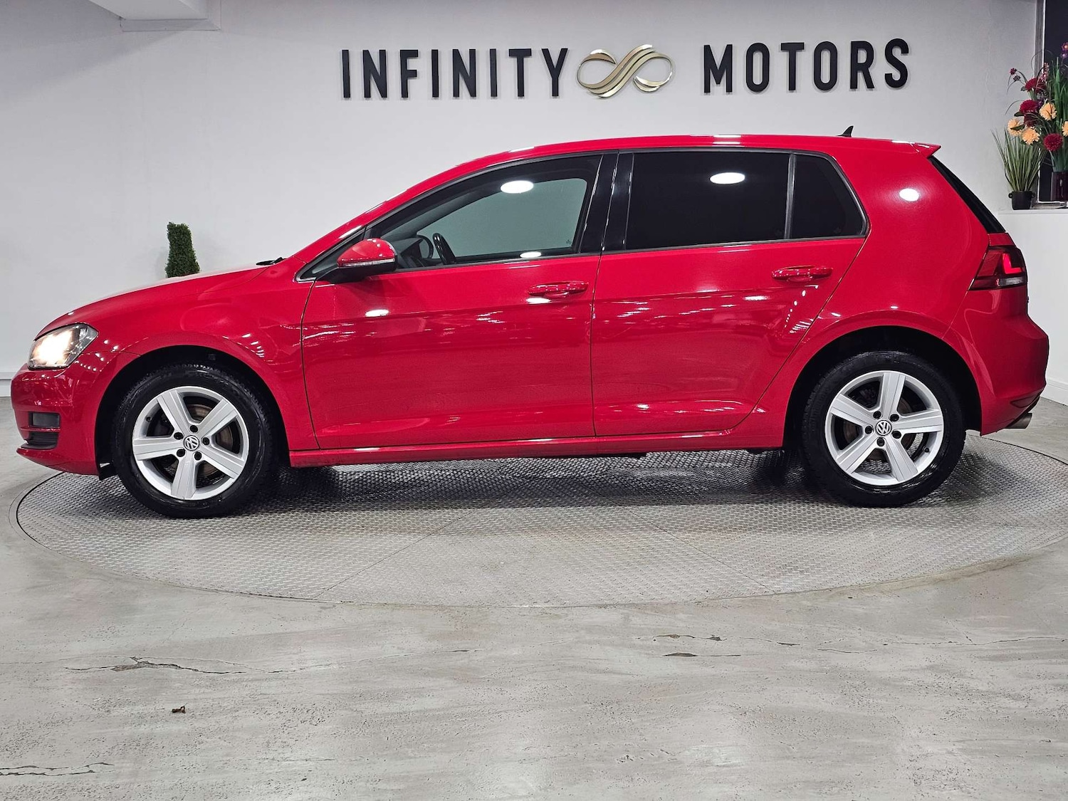 Used Volkswagen Golf 2017 for sale - 77137433: Photo 20