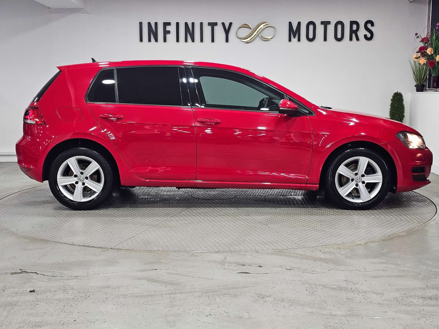 Used Volkswagen Golf 2017 for sale - 77137433: Photo 35