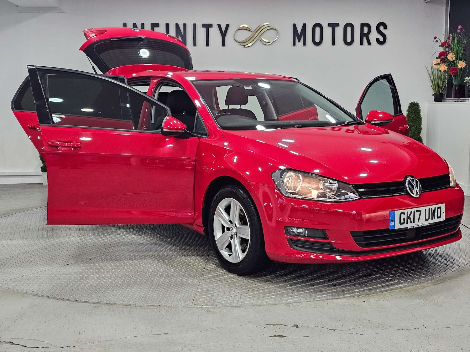 Used Volkswagen Golf 2017 for sale - 77137433: Photo 43