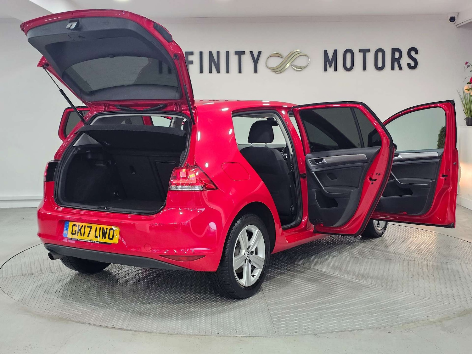 Used Volkswagen Golf 2017 for sale - 77137433: Photo 49