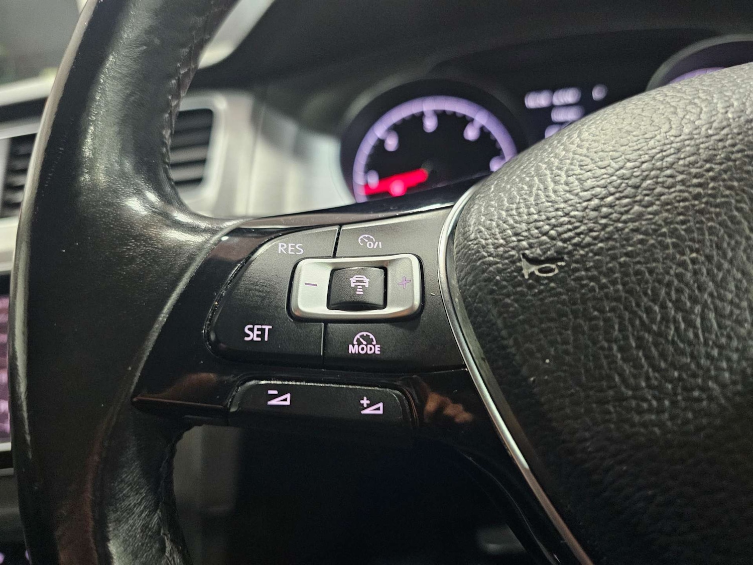 Used Volkswagen Golf 2017 for sale - 77137433: Photo 61