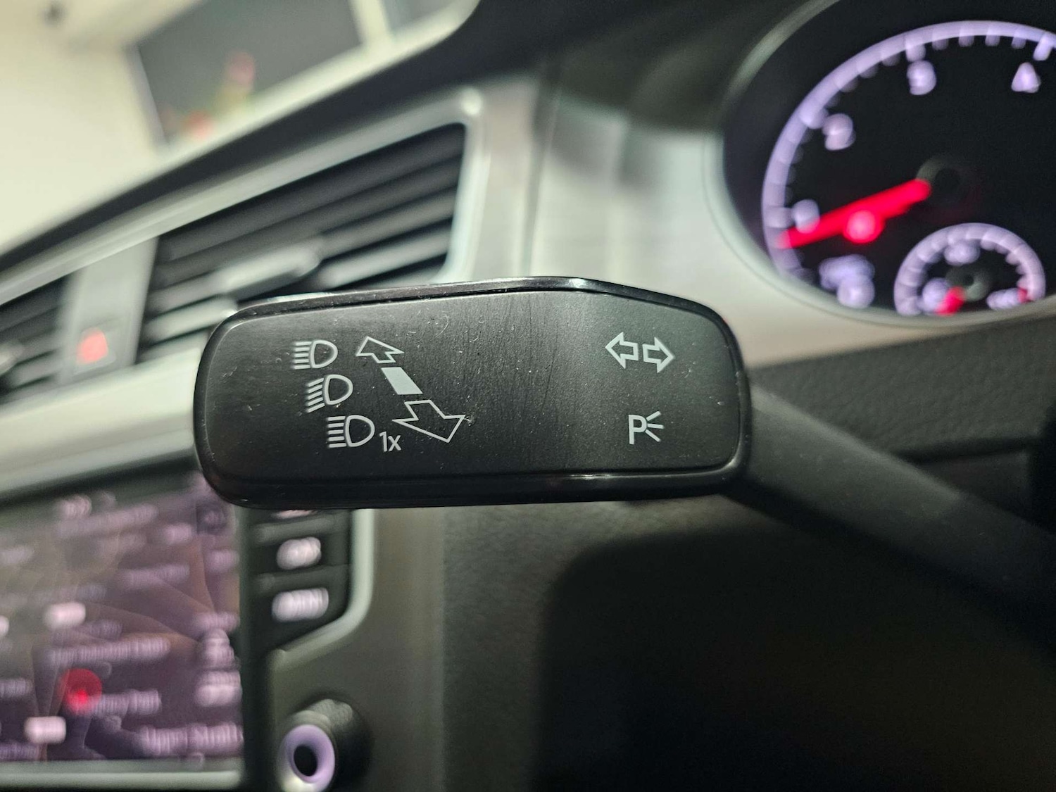 Used Volkswagen Golf 2017 for sale - 77137433: Photo 63