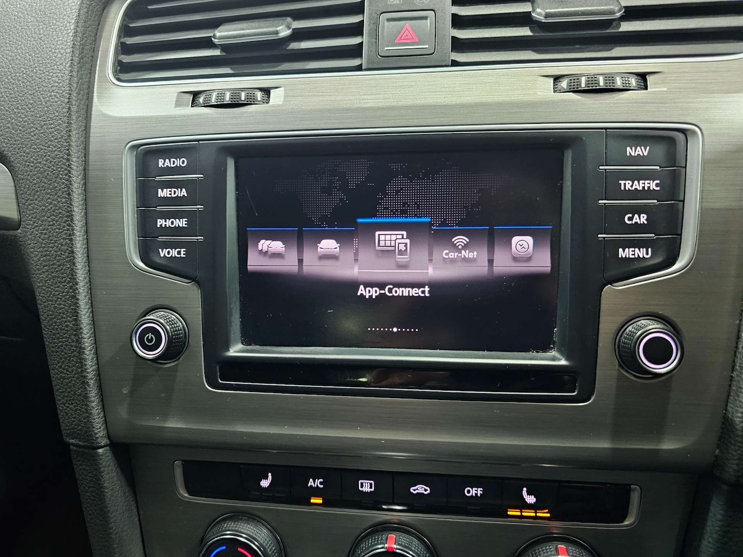 Used Volkswagen Golf 2017 for sale - 77137433: Photo 73