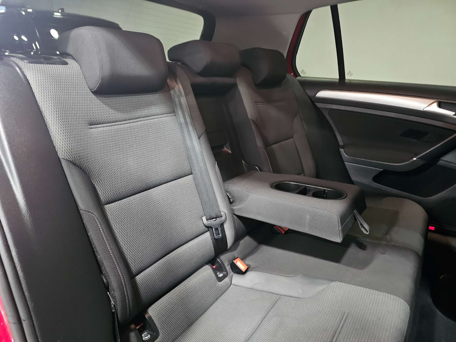 Used Volkswagen Golf 2017 for sale - 77137433: Photo 82