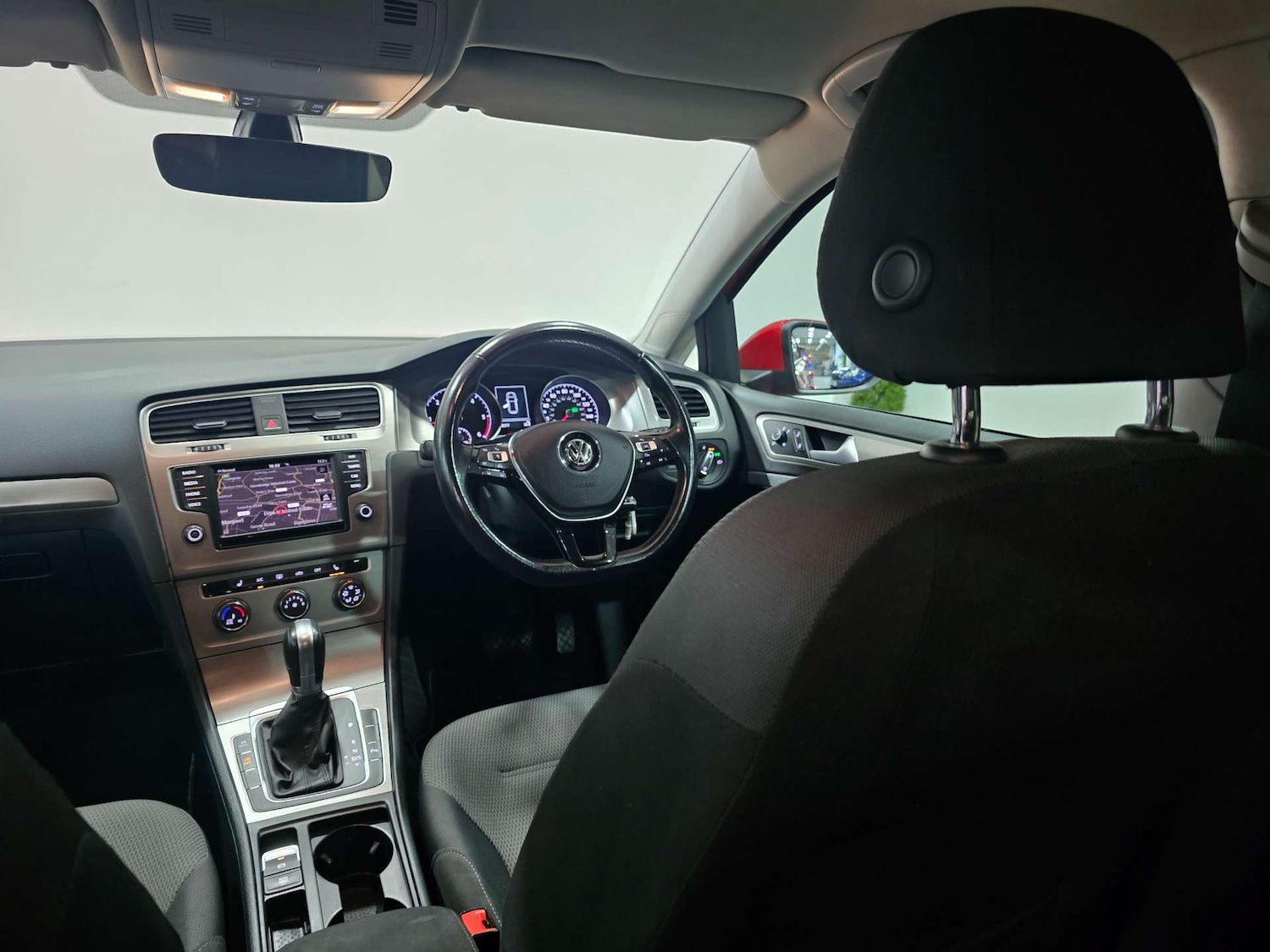 Used Volkswagen Golf 2017 for sale - 77137433: Photo 87