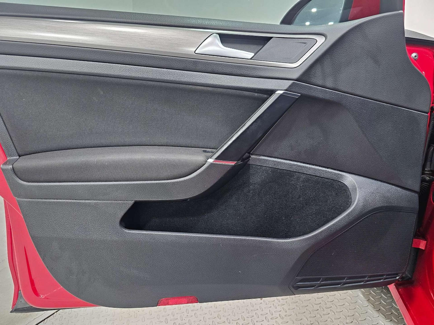 Used Volkswagen Golf 2017 for sale - 77137433: Photo 93