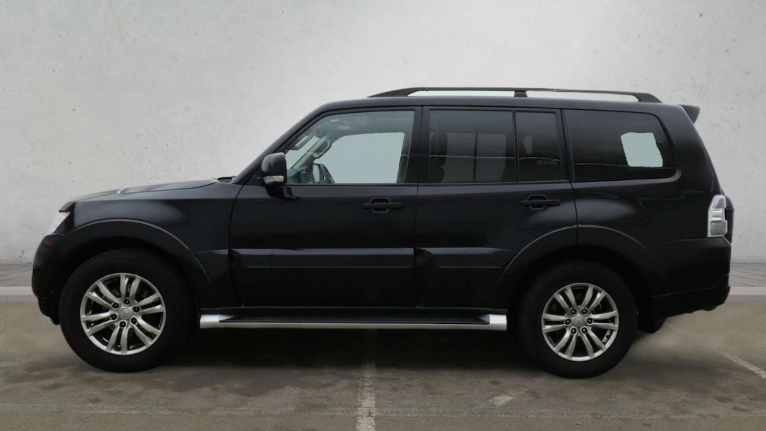 Used Mitsubishi Shogun 2015 for sale - 77233579: Photo 7