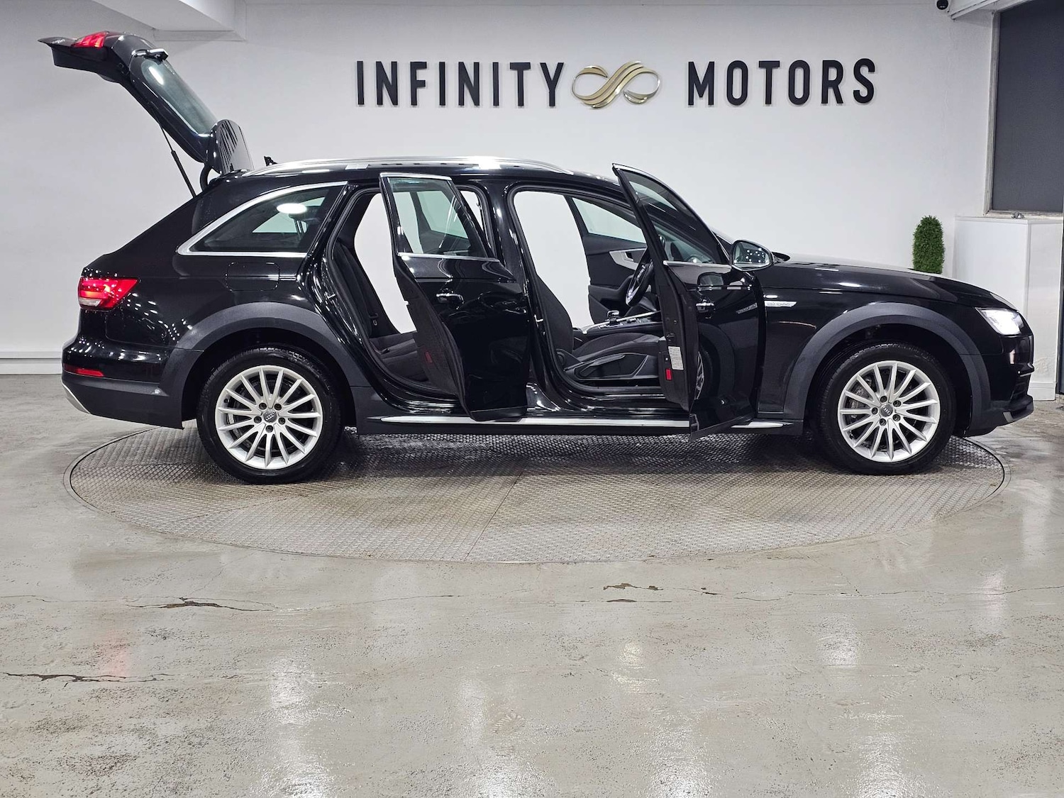 Used Audi A4 Allroad 2016 for sale - 77701568: Photo 38