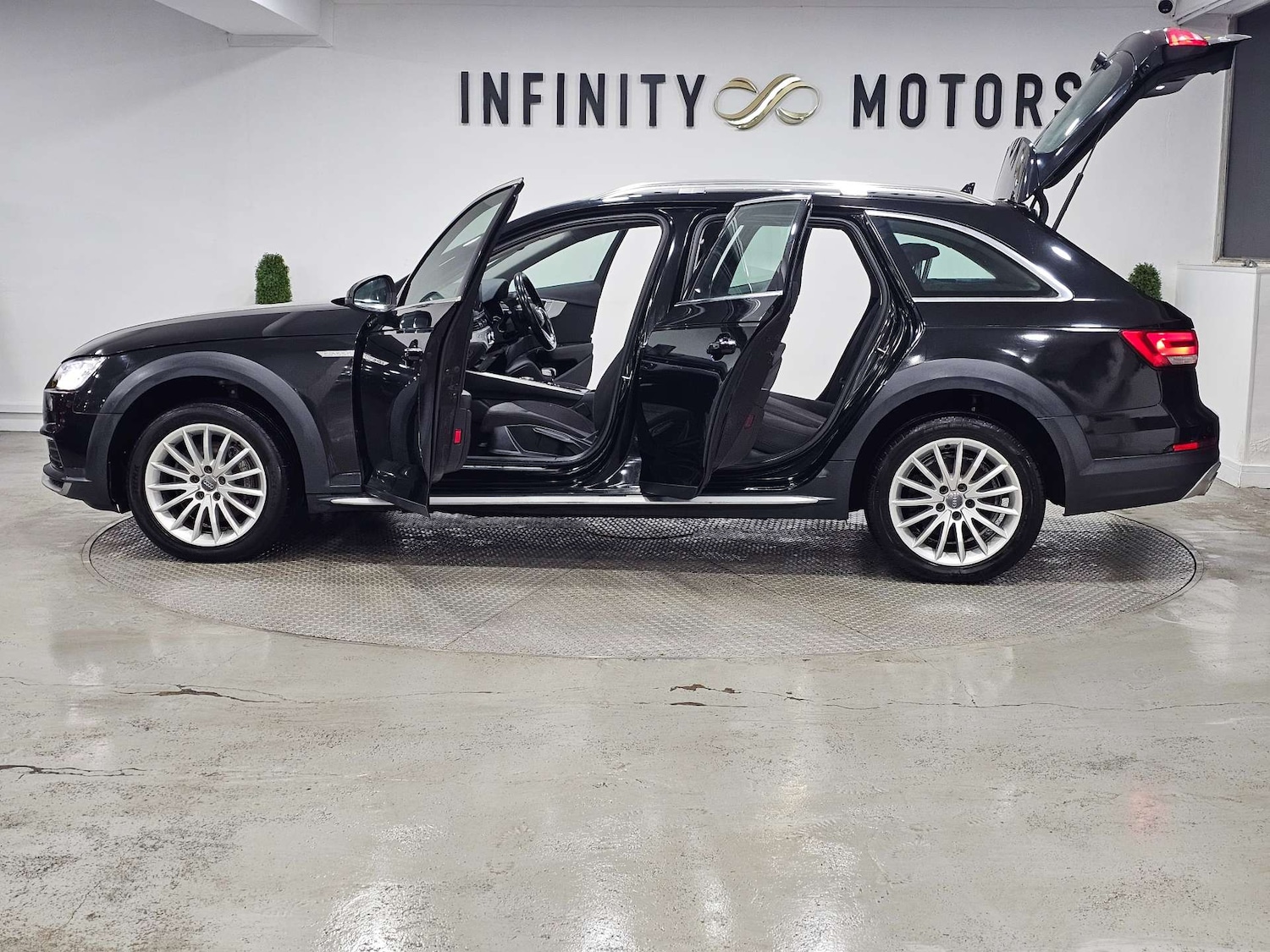 Used Audi A4 Allroad 2016 for sale - 77701568: Photo 42