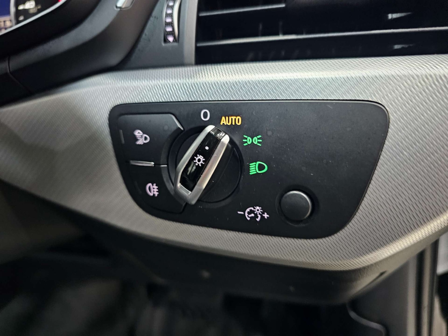 Used Audi A4 Allroad 2016 for sale - 77701568: Photo 50