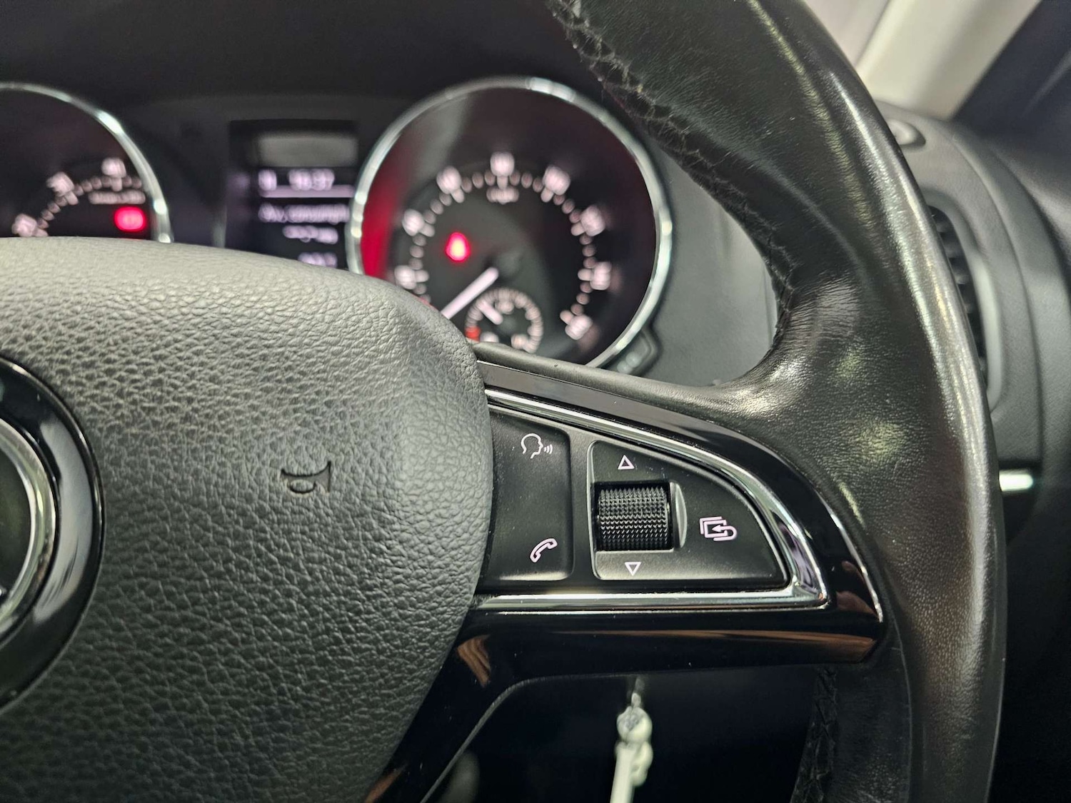 Used Skoda Yeti 2017 for sale - 77836450: Photo 39