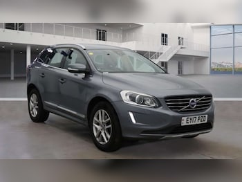 Used Volvo XC60 2017 for sale - 76972479: Photo
