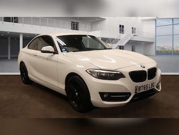2015 - 218i Sport 2dr