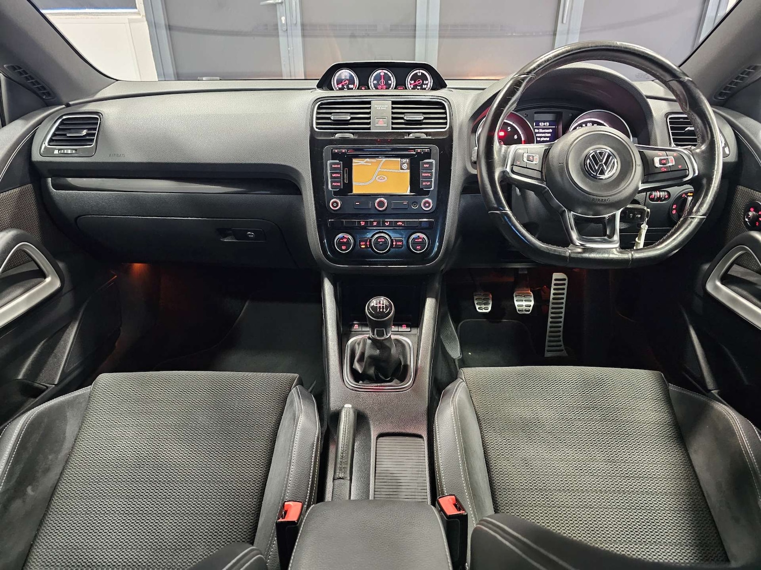 Used Volkswagen Scirocco 2015 for sale - 77845664: Photo 13