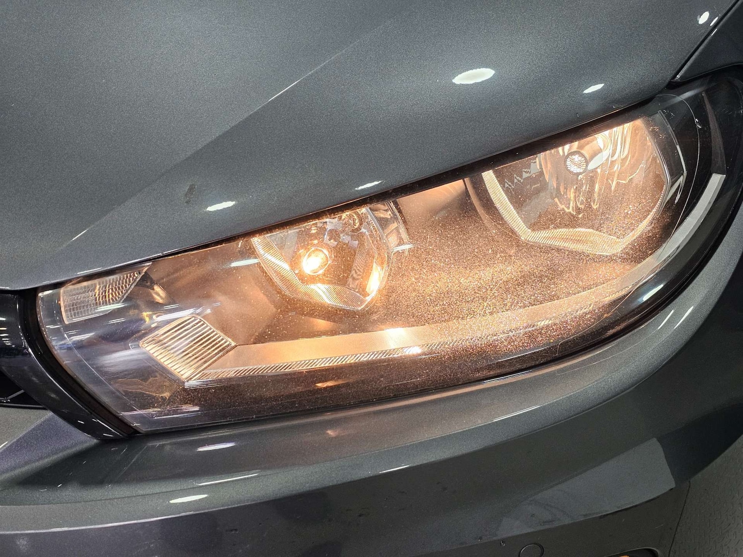 Used Volkswagen Scirocco 2015 for sale - 77845664: Photo 18