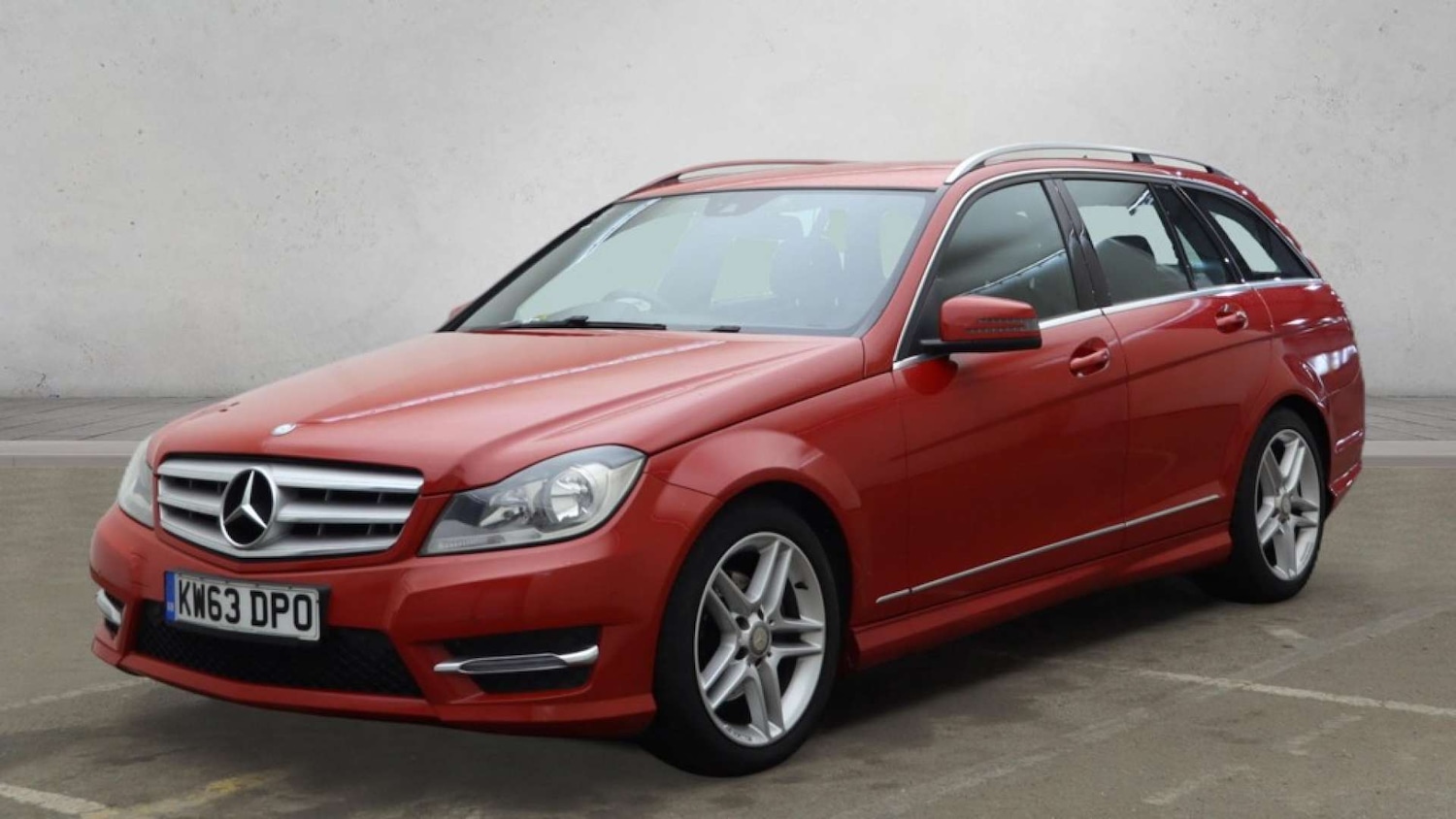 Used Mercedes-Benz C Class 2014 for sale - 77233567: Photo 3