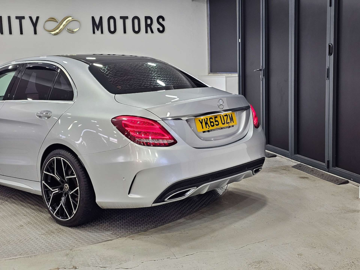 Used Mercedes-Benz C Class 2015 for sale - 76972403: Photo 28