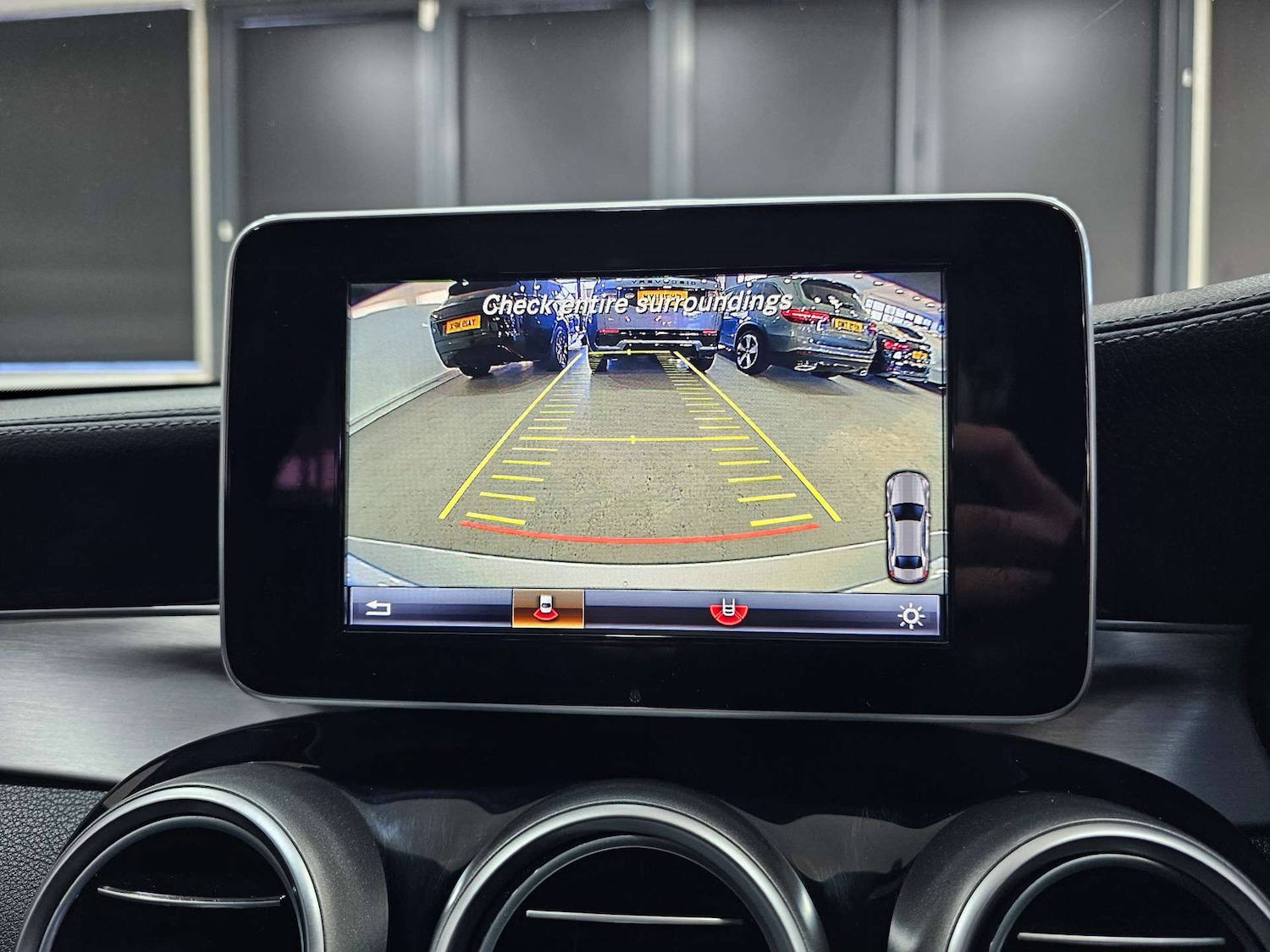 Used Mercedes-Benz C Class 2015 for sale - 76972403: Photo 3