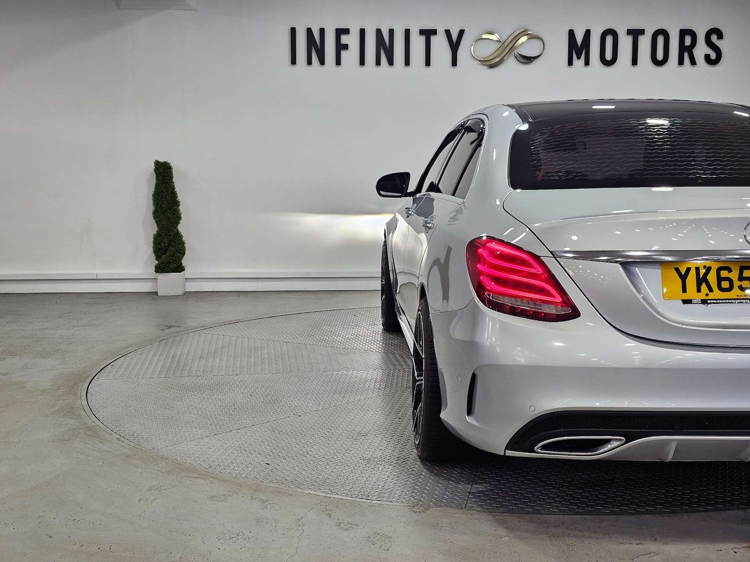 Used Mercedes-Benz C Class 2015 for sale - 76972403: Photo 31