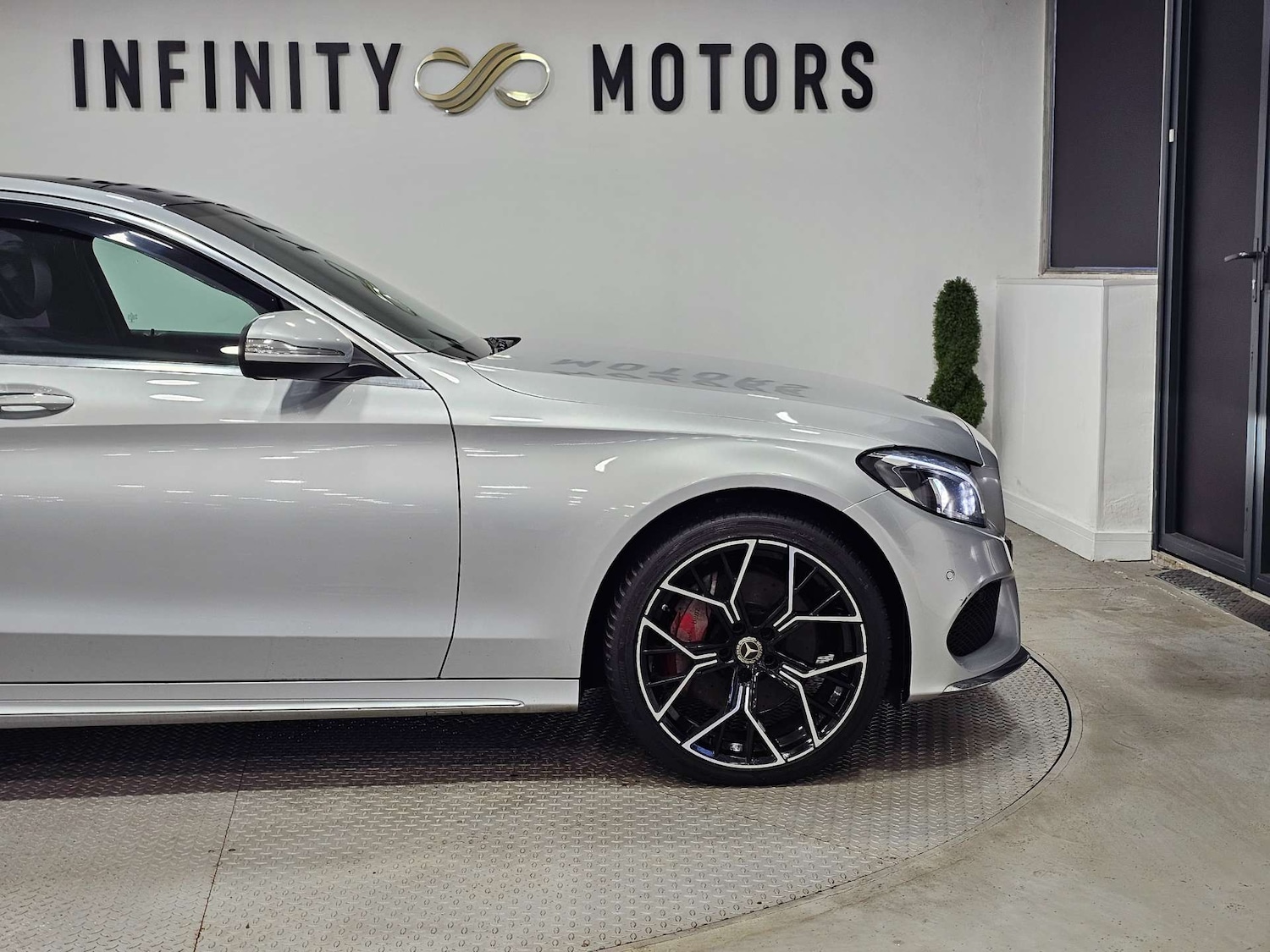 Used Mercedes-Benz C Class 2015 for sale - 76972403: Photo 36