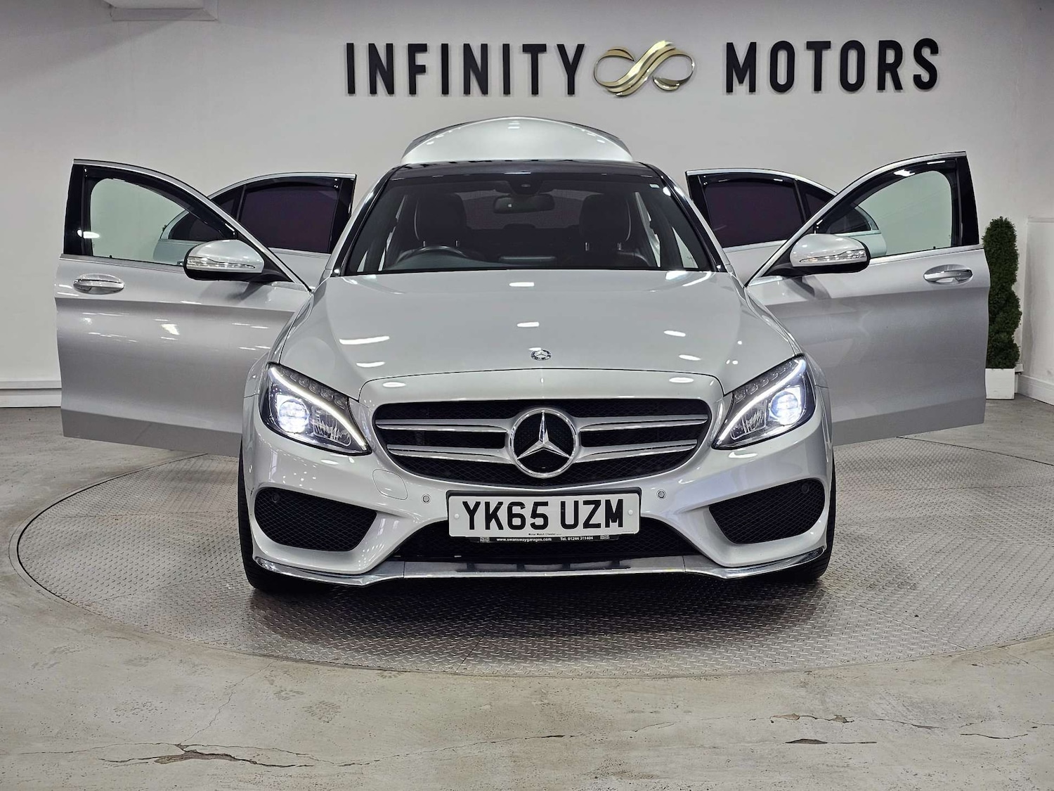 Used Mercedes-Benz C Class 2015 for sale - 76972403: Photo 44