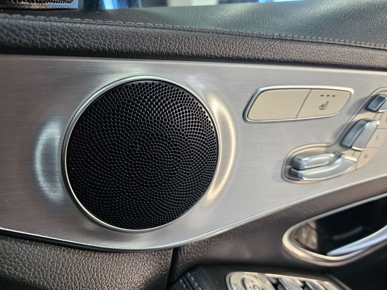 Used Mercedes-Benz C Class 2015 for sale - 76972403: Photo 51