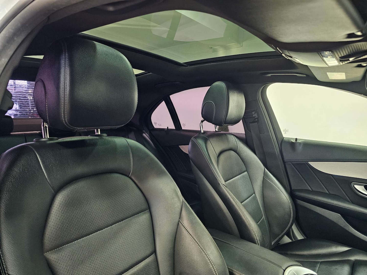 Used Mercedes-Benz C Class 2015 for sale - 76972403: Photo 53