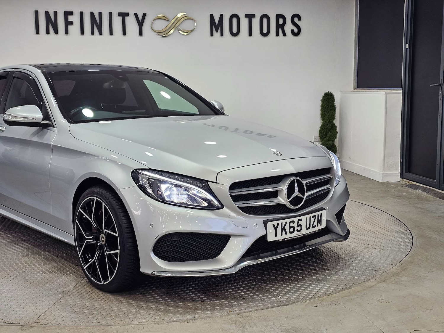 Used Mercedes-Benz C Class 2015 for sale - 76972403: Photo 6